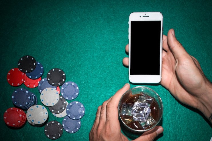 Tim slot 10k bekerja di kantor pusat kami untuk mengembangkan platform